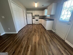 309 Goldenrod Dr in Stockbridge, GA - Building Photo - Building Photo
