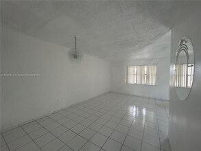 5851 W 20th Ave in Hialeah, FL - Building Photo - Building Photo