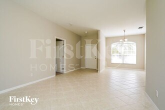 4628 Fairloop Run in Lehigh Acres, FL - Building Photo - Building Photo