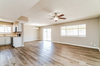 664 S Robin Ln in Mesa, AZ - Building Photo - Building Photo