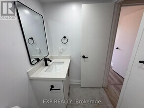 6287 O'Neil St in Niagara Falls, ON - Building Photo - Building Photo