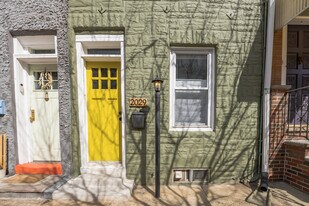 2029 E Dauphin St in Philadelphia, PA - Building Photo
