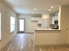 10408 Fulton Ave in Austin, TX - Building Photo - Building Photo