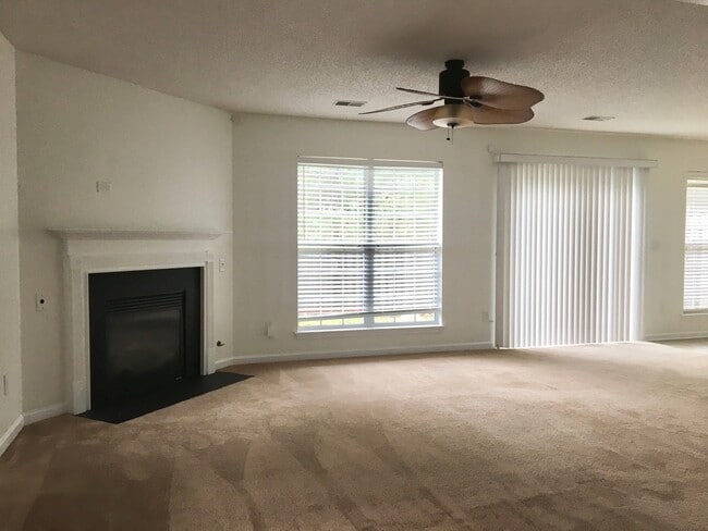 219 Ivy Sq Dr in Columbia, SC - Building Photo - Building Photo