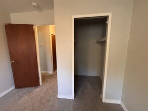 4072 Agnes Ave in Lincoln Park, MI - Building Photo - Building Photo