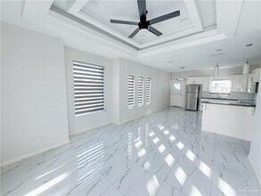 17 Puffin Ave in McAllen, TX - Building Photo - Building Photo