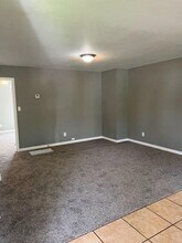 1715 S Linwood Ave in Evansville, IN - Building Photo - Building Photo
