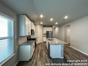 13166 Maridell Park in San Antonio, TX - Building Photo - Building Photo