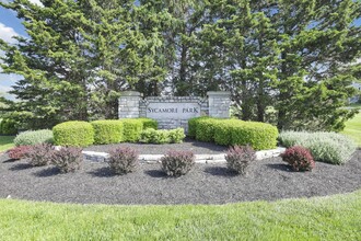 483 Autumn Ridge Cir in Pickerington, OH - Building Photo - Building Photo
