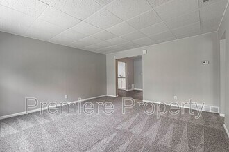 7410 E 57th St in Kansas City, MO - Building Photo - Building Photo