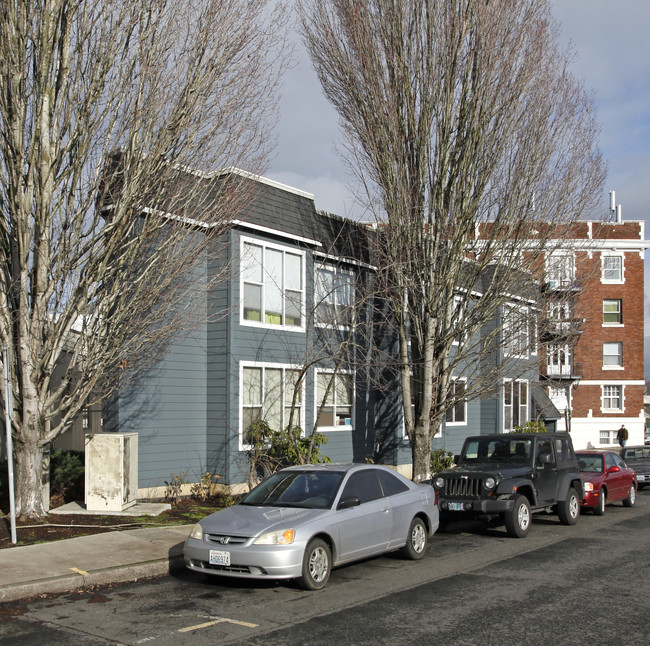 Goose Hollow 5-Plex in Portland, OR - Foto de edificio - Building Photo