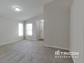 6001 Liverpool Ln in Indianapolis, IN - Building Photo - Building Photo