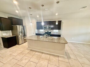 513 Longhorn Cavern Rd in Leander, TX - Building Photo - Building Photo