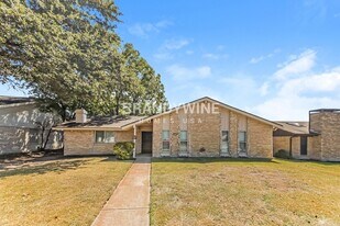 5010 Collingwood Dr in Garland, TX - Building Photo