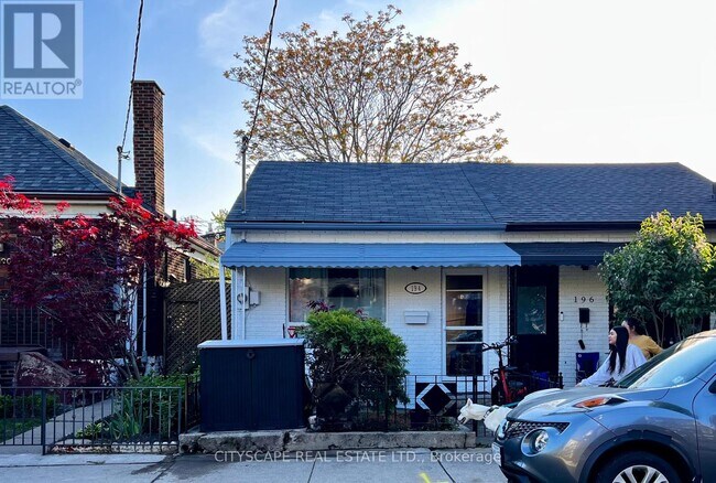 194 Manning Ave in Toronto, ON - Building Photo - Building Photo