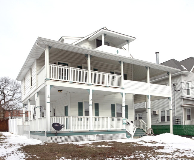 409 6th Ave in Asbury Park, NJ - Foto de edificio - Building Photo