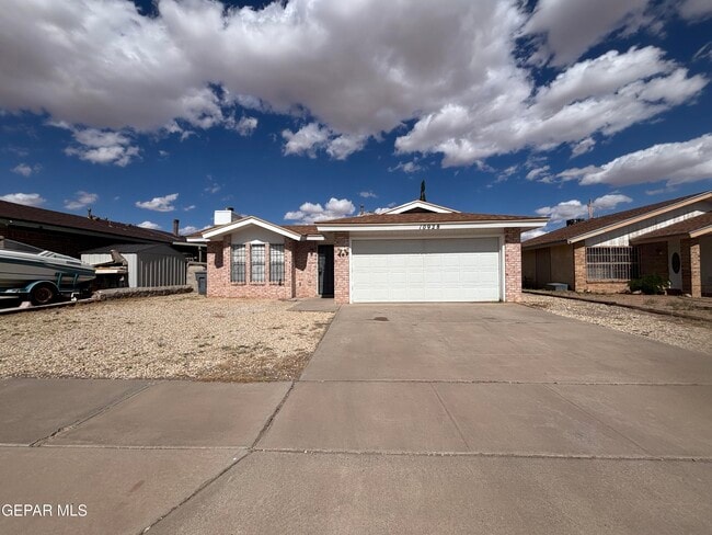10928 Duke Snider Cir in El Paso, TX - Foto de edificio - Building Photo