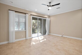 5912 Anchorage Way S in St. Petersburg, FL - Building Photo - Building Photo