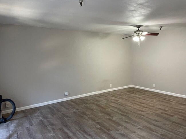 55 Stenner St in San Luis Obispo, CA - Building Photo - Building Photo