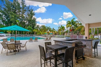 10X Harbour Cay and Harbour Cay South in Stuart, FL - Building Photo - Building Photo