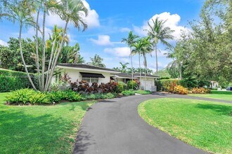 700 Vilabella Ave in Coral Gables, FL - Building Photo - Building Photo