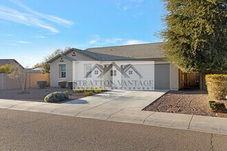 7608 W St Kateri Dr in Phoenix, AZ - Building Photo - Building Photo