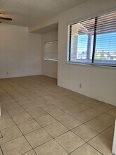 1928 Lirio Way, Unit C in Las Vegas, NV - Building Photo - Building Photo