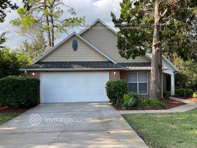 property at 2 Blockhouse Ct