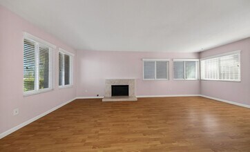 25244 Lawton Ave in Loma Linda, CA - Building Photo - Building Photo