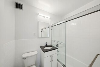 2400 Webb Ave in Bronx, NY - Building Photo - Building Photo