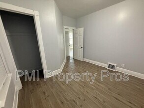 3278 N 17th St in Milwaukee, WI - Building Photo - Building Photo