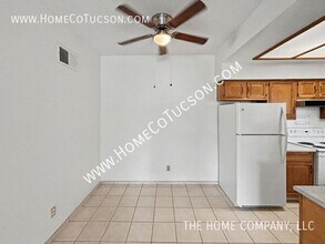 5750 N Camino Esplendora in Tucson, AZ - Building Photo - Building Photo