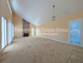 1155 Holly St in Alameda, CA - Building Photo - Building Photo