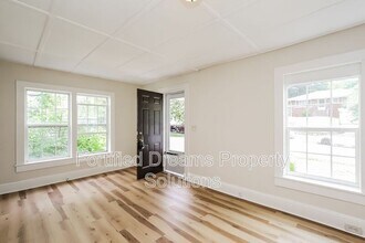 2218 Greenway Ave NW in Winston-Salem, NC - Building Photo - Building Photo
