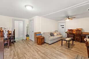 2417 N 22nd St in Waco, TX - Building Photo