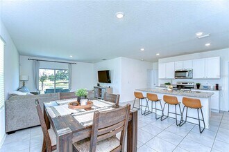 10555 Penny Gale Loop in San Antonio, FL - Building Photo - Building Photo