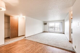 The Highlands Apts and Townhomes in Bloomington, MN - Foto de edificio - Interior Photo