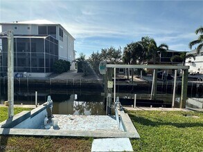 4717 Spring Creek Dr in Bonita Springs, FL - Building Photo - Building Photo