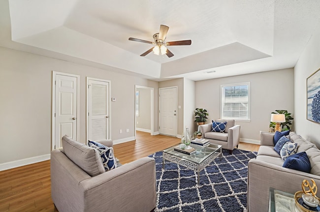 Sun Valley Apartments