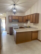 8122 14th Ave in Kenosha, WI - Building Photo - Building Photo