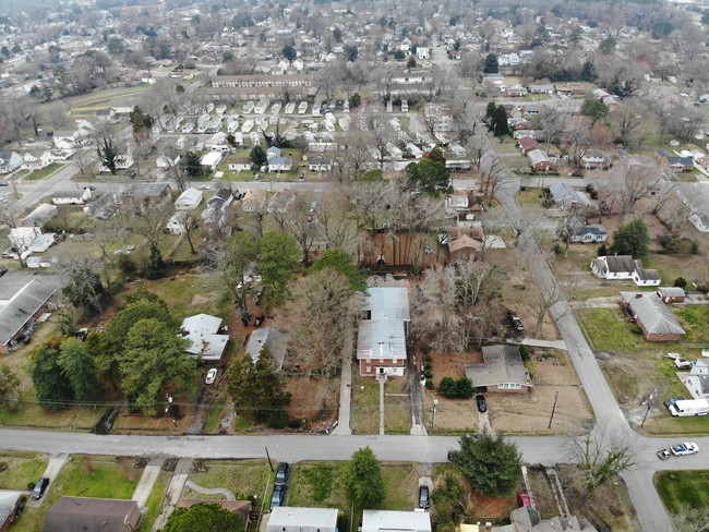 631 Quincy St in Hampton, VA - Building Photo - Building Photo