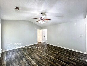 3791 Stateline Rd W in Southaven, MS - Building Photo - Building Photo
