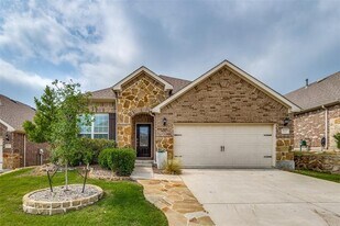 1421 Westborough Dr in Northlake, TX - Building Photo