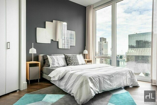 East 44th Street, Unit 25H in New York, NY - Building Photo - Building Photo