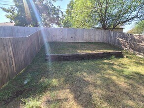 8015 Julie Ave in Fort Worth, TX - Building Photo - Building Photo