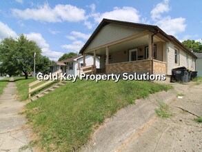 2112 Lafayette St in Anderson, IN - Building Photo - Building Photo