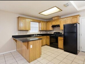 1800 S Ironwood St in Pharr, TX - Building Photo - Building Photo