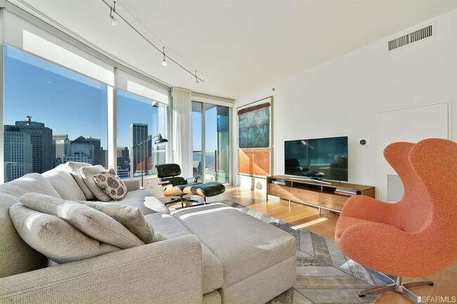 338 Spear St in San Francisco, CA - Building Photo - Building Photo