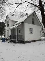 906 W 22nd St in Lorain, OH - Building Photo