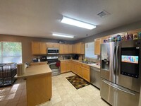 4854 Orlimar St in Crestview, FL - Foto de edificio - Building Photo